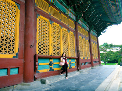 The yellow windows at Deoksugung Palace South Korea