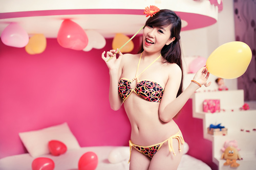 Album anh girl xinh bikini nong bong - Cùng ngăm ảnh girl xinh bikini nóng bỏng của hot girl Nu Phạm