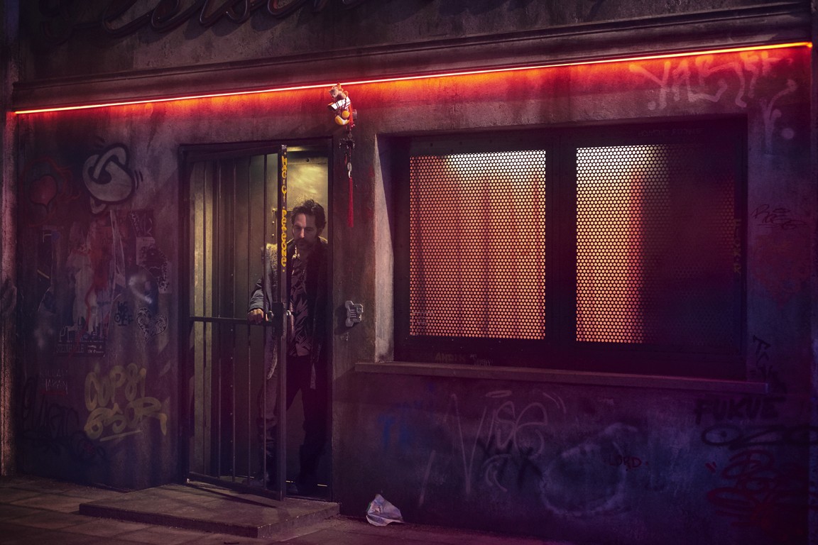 Trailer, Images and Posters for MUTE (2018) Starring Alexander