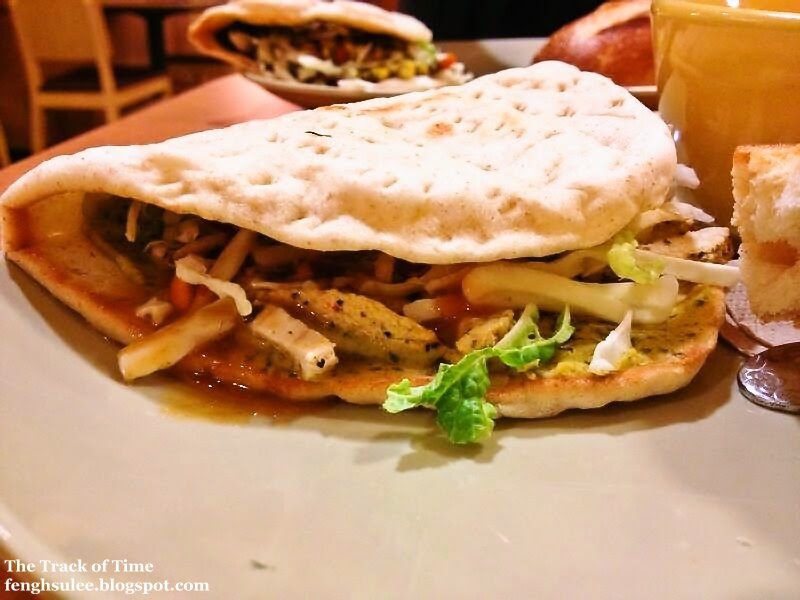 Panera Bread Flatbread Sandwich Thai Chicken The Track of Time