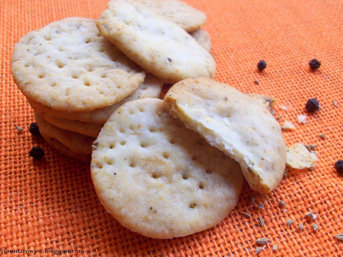 Cakes & More Baked Nimki Crisp Savory Indian Crackers