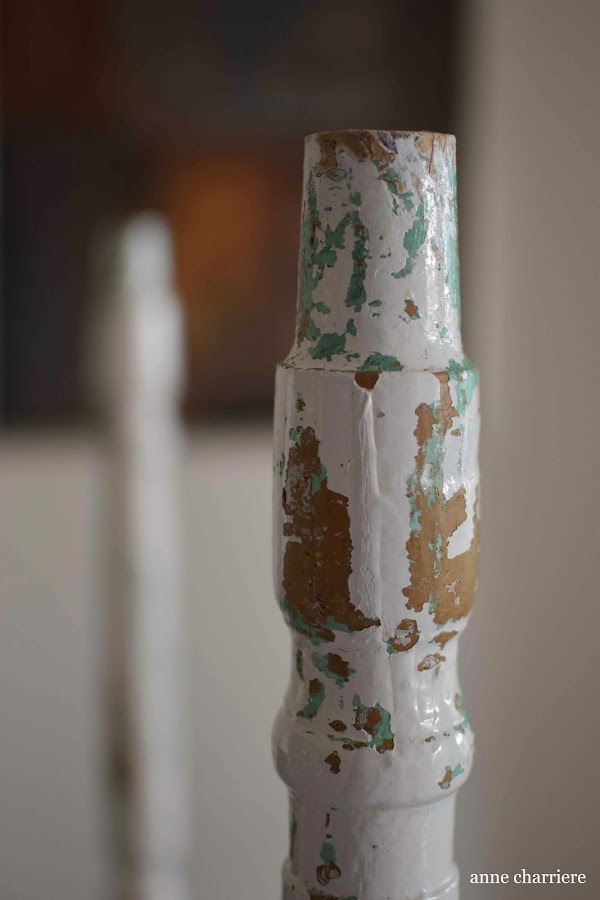 www.annecharriere.com, mesa tocinera, pintura de leche, nogalina, homestead house milk paint,