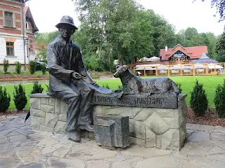 Pomnik Nikifora Krynickiego nikifor