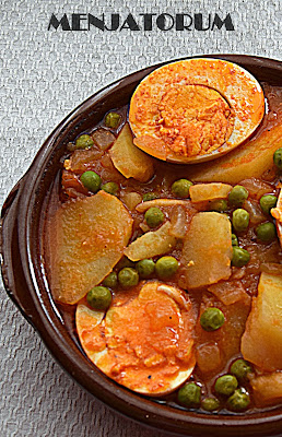 Huevos Con Guisantes
