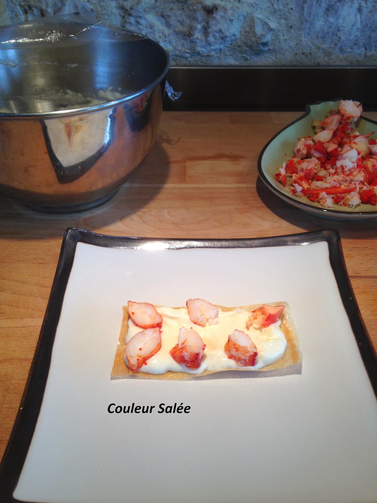 couleur salée millefeuille de homard et sa chantilly de bisque