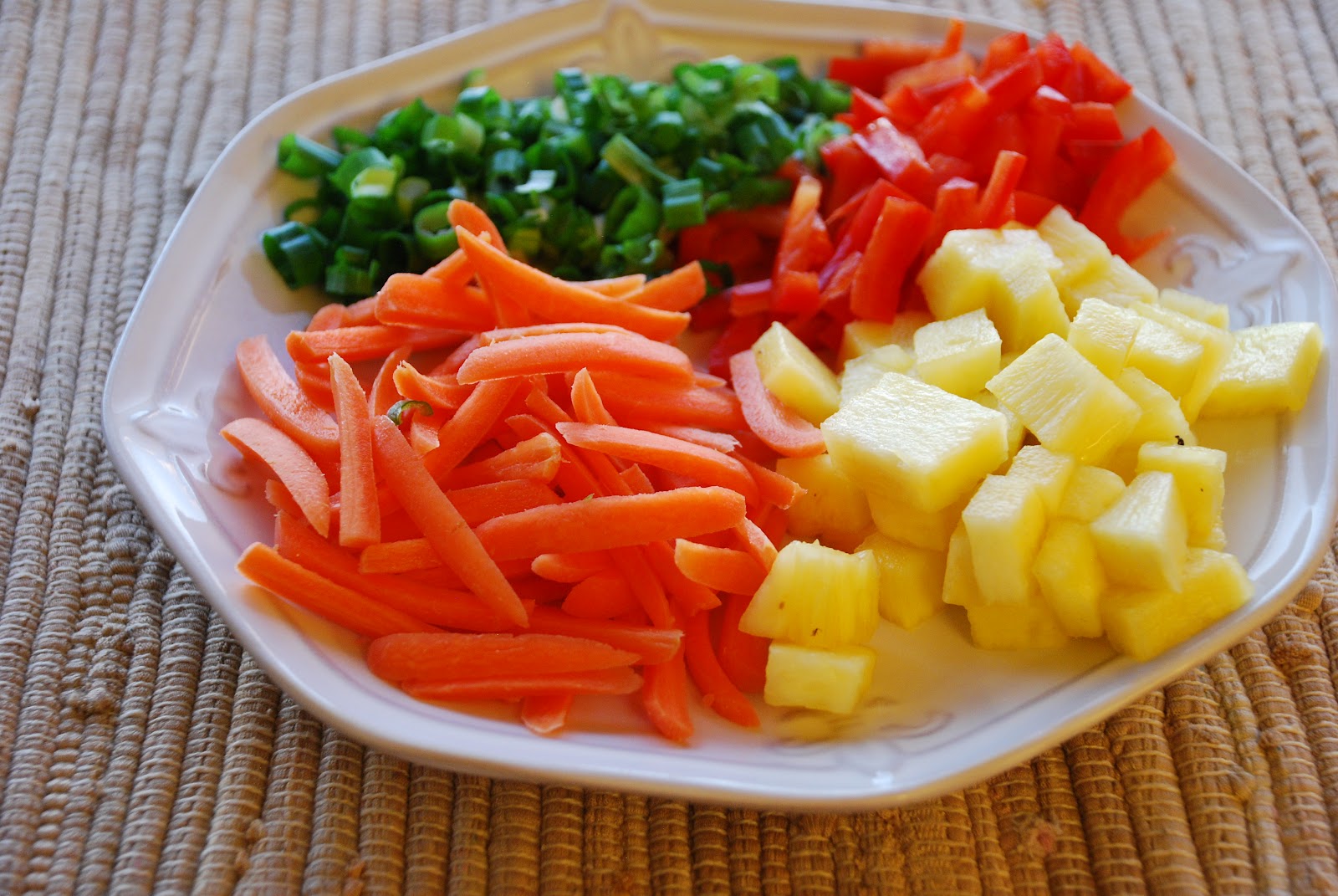 Everyday Insanity...: SRC--Ginger, Pineapple, Cashew Fried Rice