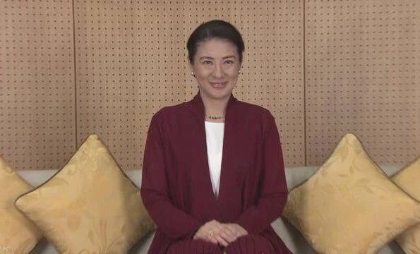Imperial Household Agency published new photos of Crown Princess Masako. Masako fashion and style