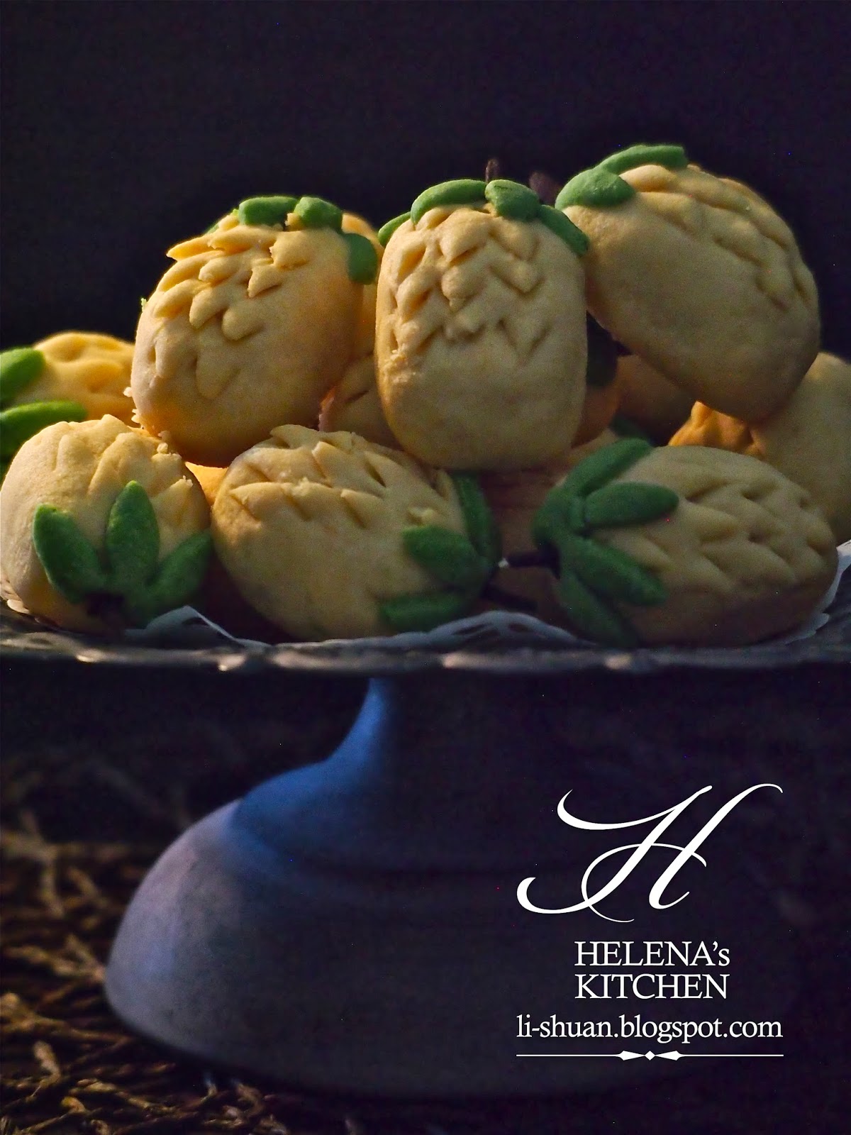 Helena's Kitchen Pineapple Tarts (黄梨饼）