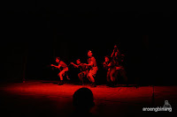 anekdot idiot teater indonesia