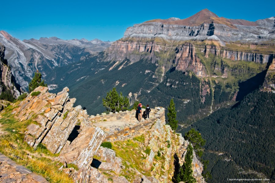 Asómate a las grandiosas vistas desde los Miradores del Parque Nacional de Ordesa y Monte Perdido