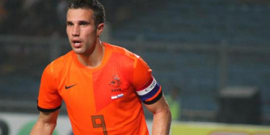 Mengejutkan, Beginilah Tanggapan Robin Van Persie Ketika Diajak ke Liga Indonesia Mengejutkan, Beginilah Tanggapan Robin Van Persie Ketika Diajak ke Liga Indonesia