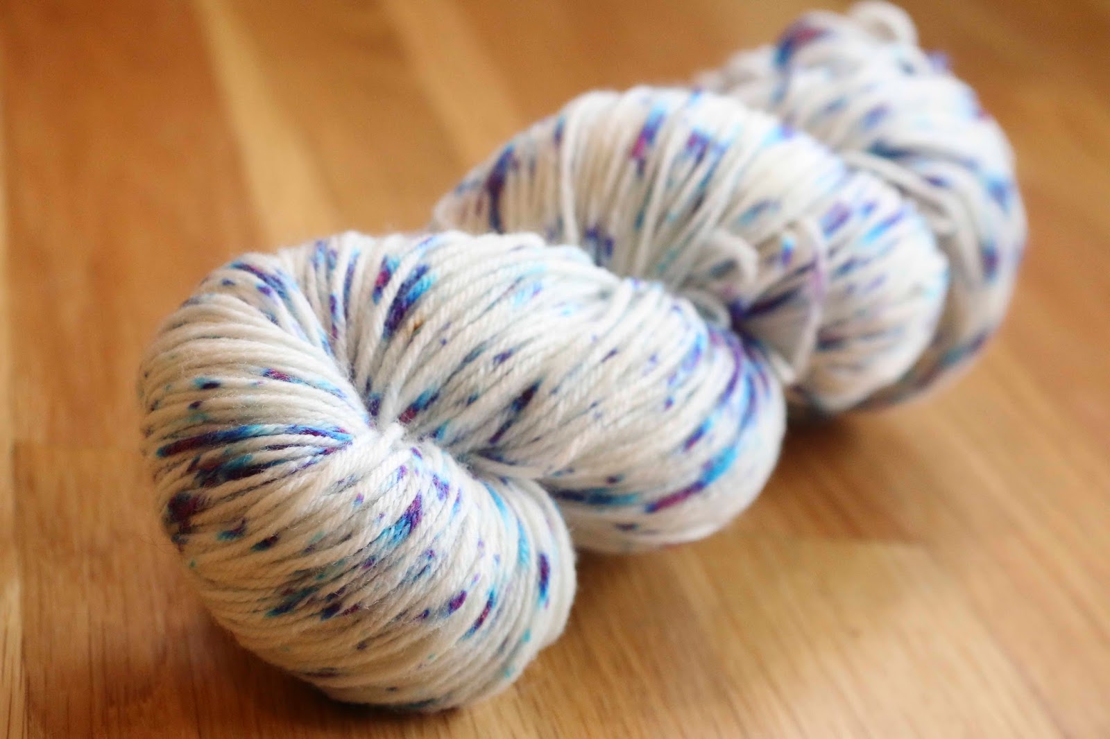 ChemKnits: Dyeing Speckled Yarn with Wilton's Violet Food Coloring