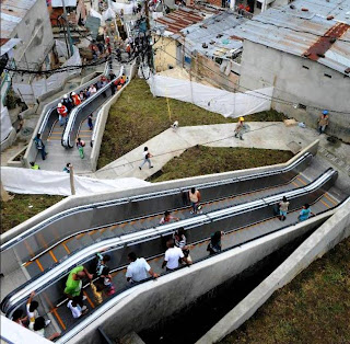 escaleras electricas en medellin