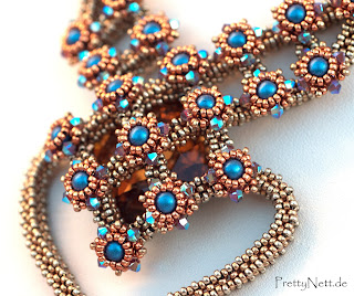 Beaded necklace "Lady Malvasia" - Design by PrettyNett.de