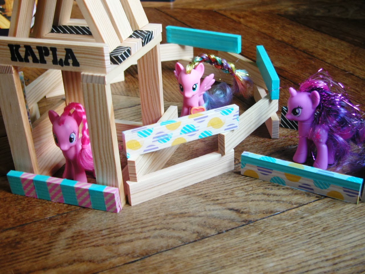 DIY by M.: Kapla customis?�s #loving masking tape