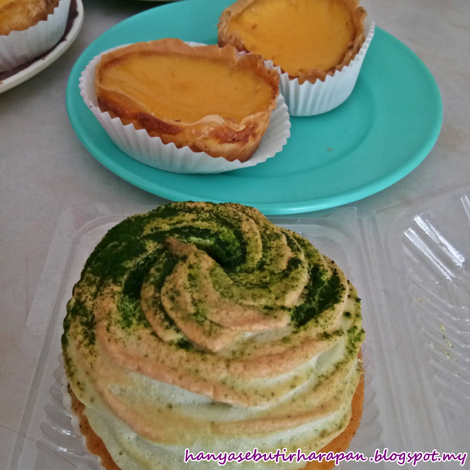 Hanya Sebutir Harapan UFO Tart Kedai Kopi Wing Hup Lee, Sandakan