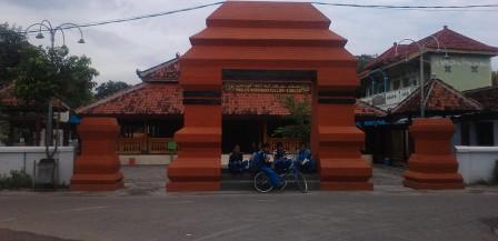 MASJID KUNO KUNCEN MADIUN