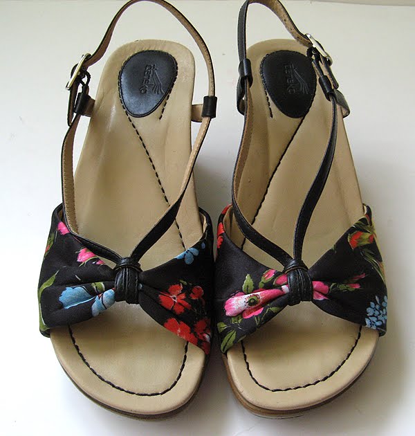 dansko sandals 40