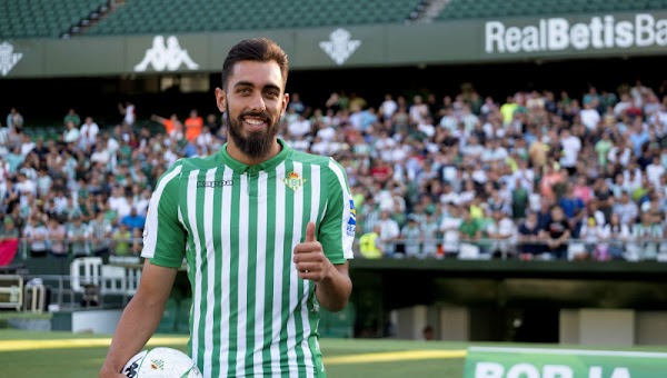 Borja Iglesias - Betis -: "Tengo la sensación de que en cualquier momento me voy a hinchar a meter goles"