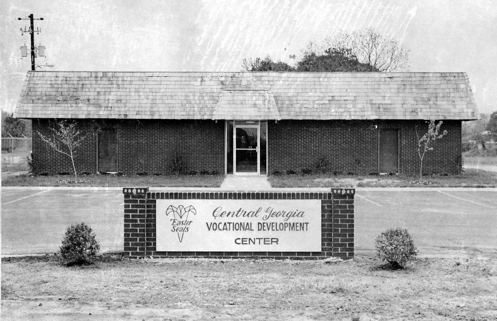 IMAGES OF OUR PAST EASTER SEALS CENTRAL VOCATIONAL