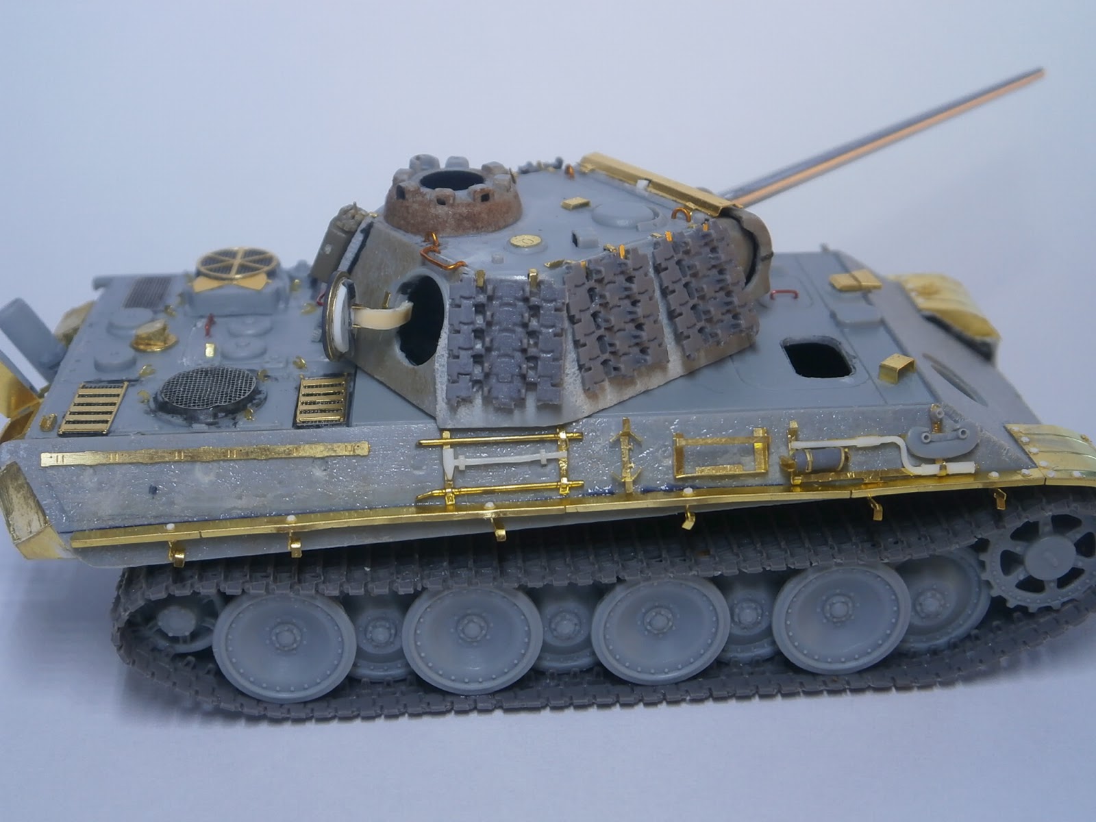 Hongrie 1945 diorama (Panther Ausf.G Late & Zundapp KS 750) P1011016