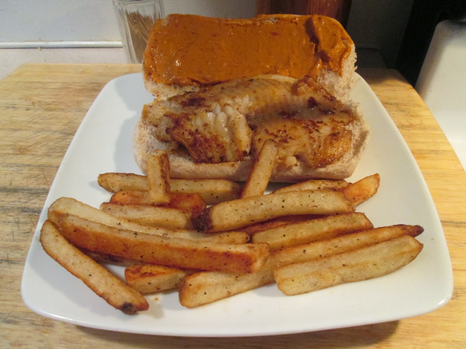 Diab2Cook Blackened Tilapia Fish Sandwich w/ Baked Fries