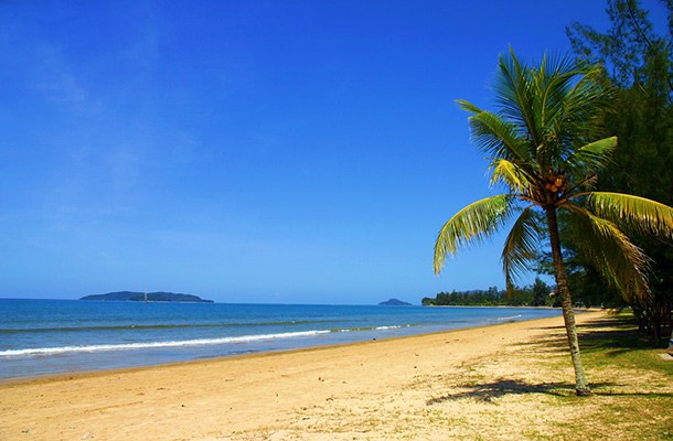 Tanjung Aru beach