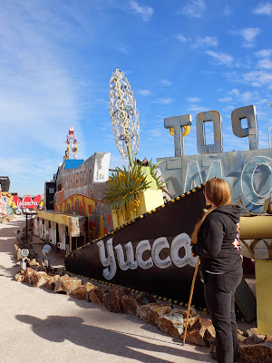 A Guide the Neon Museum Explains the Yucca Sign