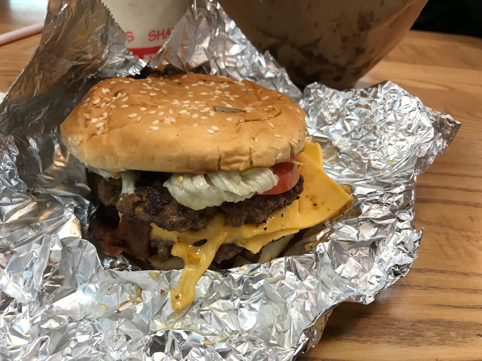 five%2Bguys_bacon%2Bcheeseburger.JPG