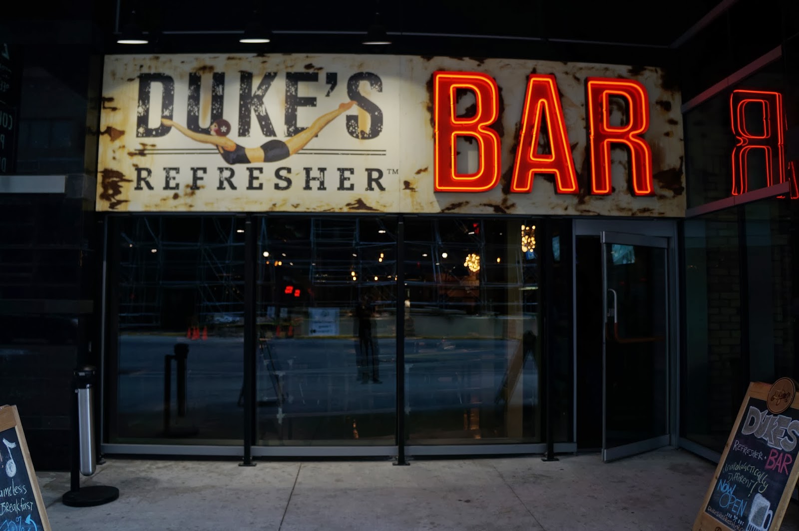 Run, Jer, Run: Duke's Refresher + Bar - A Blast From the Past