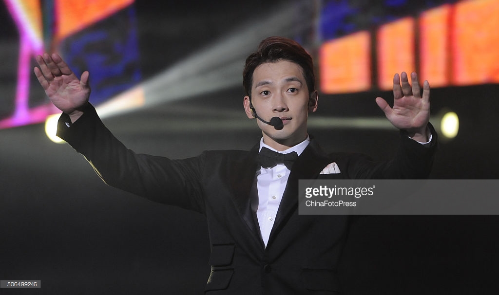 http://2.bp.blogspot.com/-N3noQGHCs0k/VqXRCT7Gj8I/AAAAAAABQs8/W7JTHQ4cFhc/s1600/south-korean-singer-rain-performs-onstage-during-his-concert-the-picture-id506499246.jpg