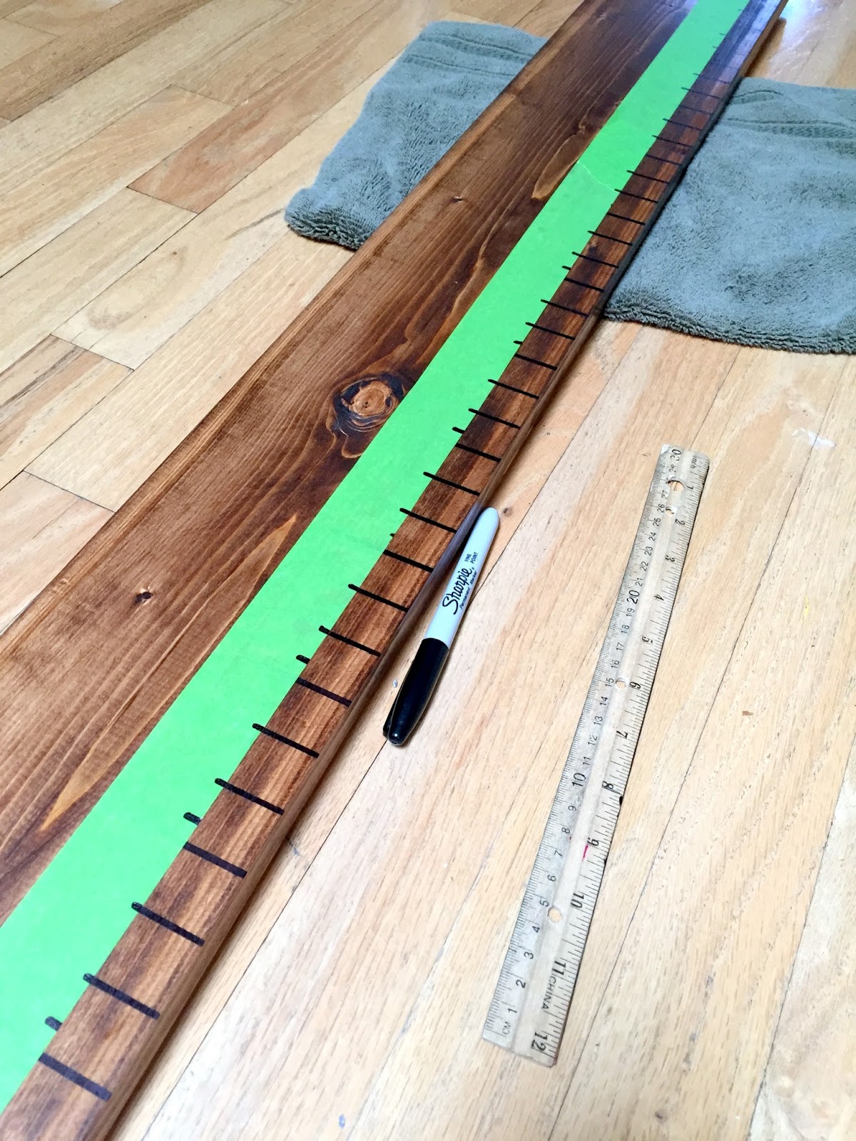 Live and Learn DIY Pottery Barn Kids Inspired Growth Chart Ruler Tutorial