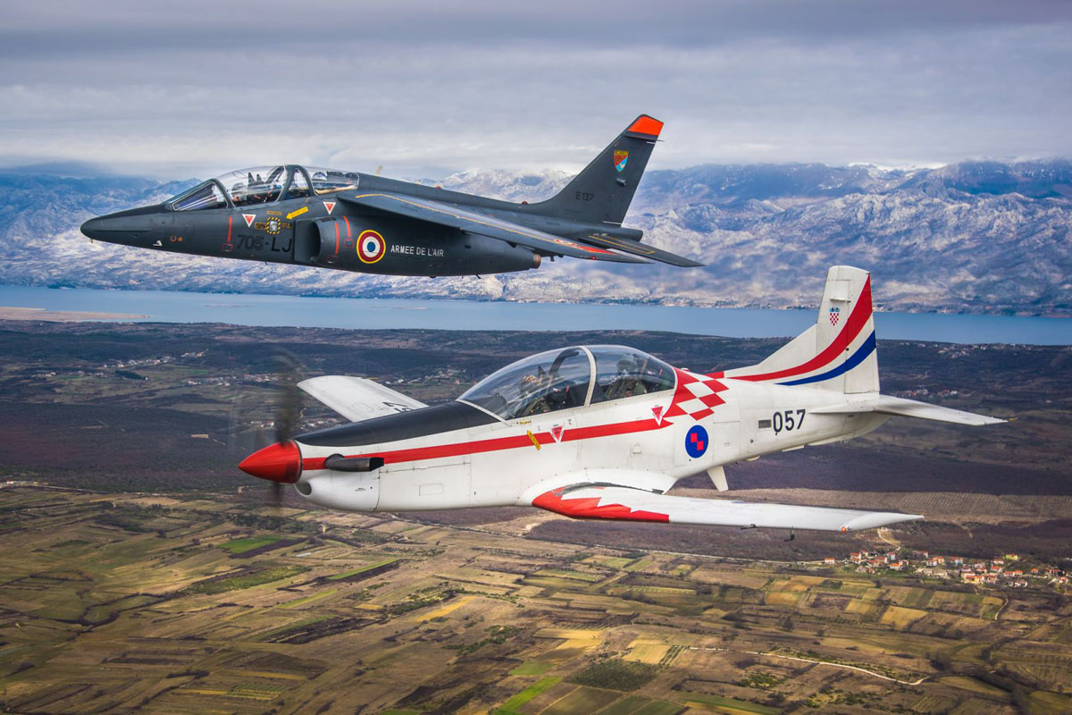French Air Force received the first two training aircraft Pilatus PC-21 46 French Air Force received the first two training aircraft Pilatus PC-21 27
