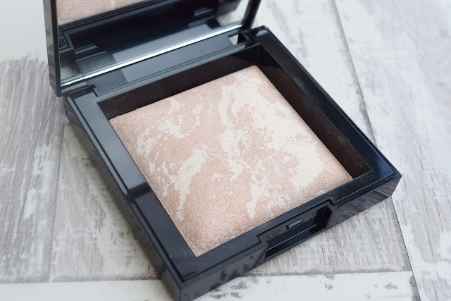 Bare Minerals' Invisible Glow Powder Highlighter