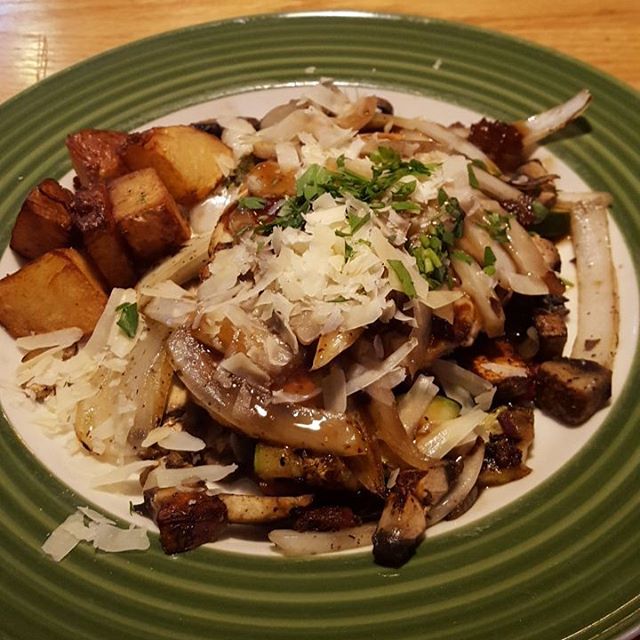 Shannon's Lightening the Load Applebee's Napa Chicken & Portabellos