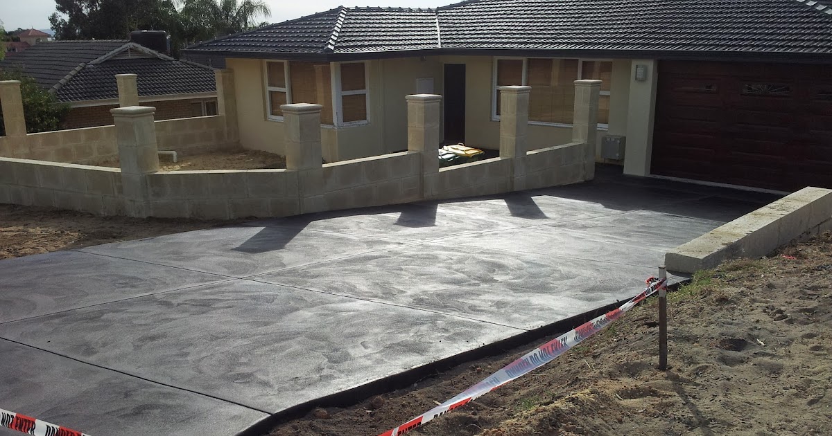 Jarrah Jungle Courtyard Project The Pros And Cons Of Wood Vs Metal