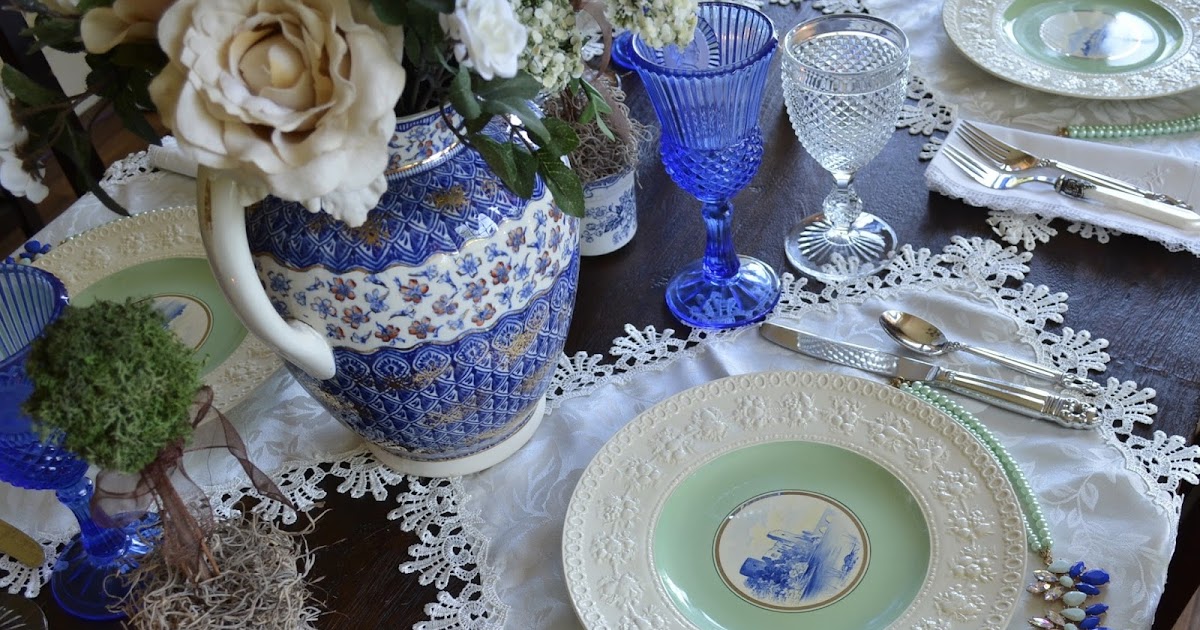 Mothers Day Tablesetting with Wedgwood Queens Ware & Necklaces!