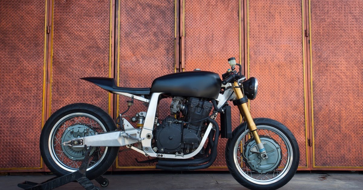 suzuki gsr 600 scrambler