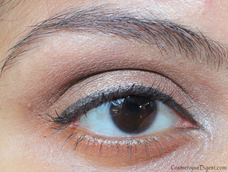 Review and swatches of the Fleur de Force Eyeshadow Quad in Cosmic Bronze.