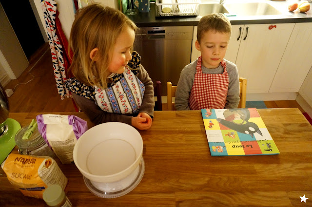 Farine d'étoiles: Le gâteau aux pommes de Tatie Rosette (Le loup qui