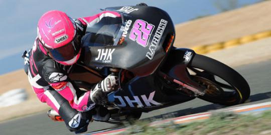 Ana Carrasco Pebalap Wanita Pertama Moto3 2013