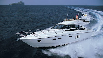 Yacht Yacht