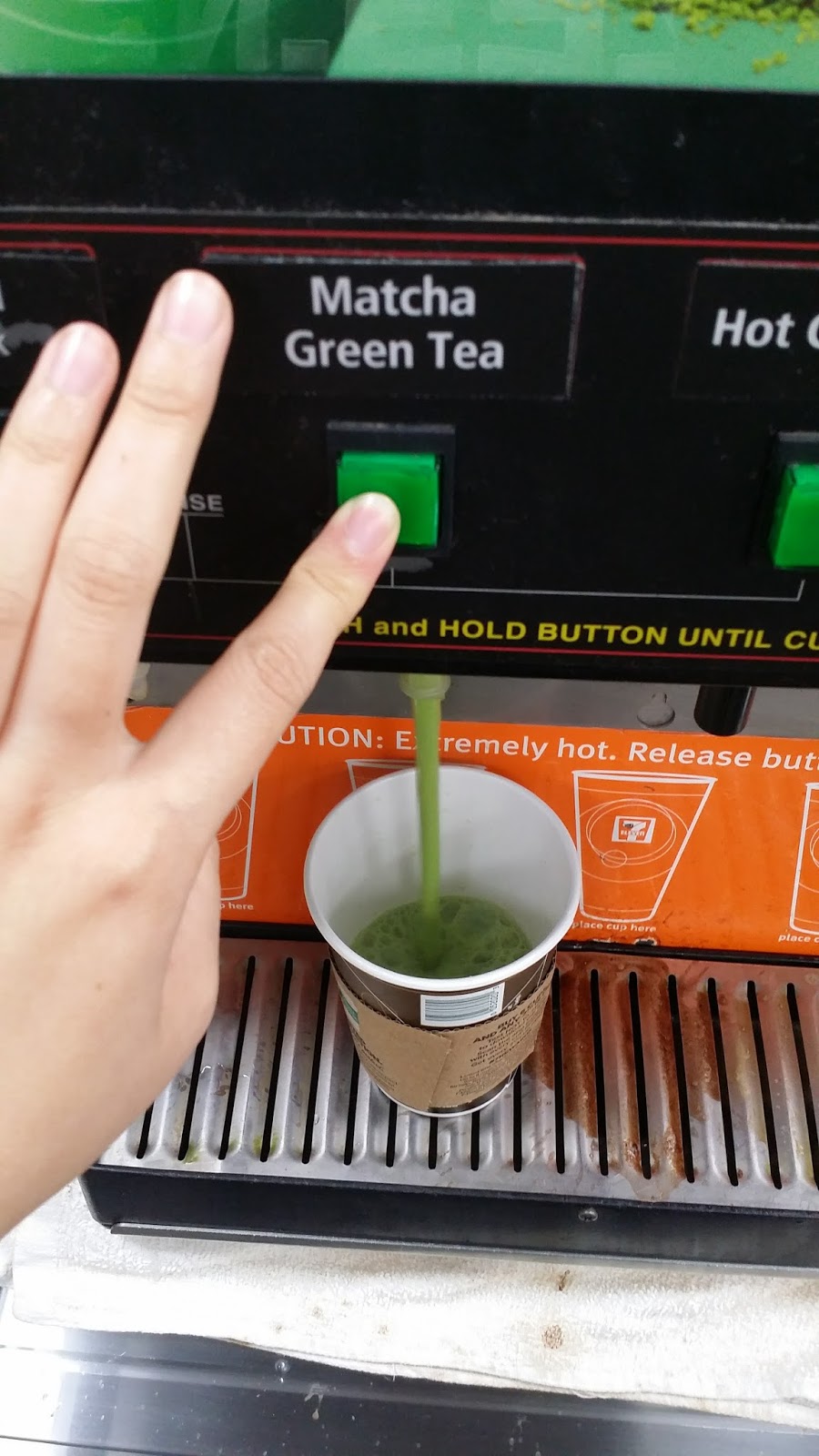 7Eleven In California Now Serves Matcha Green Tea Lattes?! EAT WITH HOP!