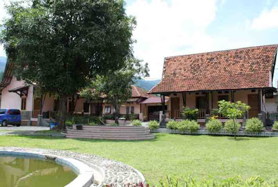 Sumber Air Panas Sekarwangi