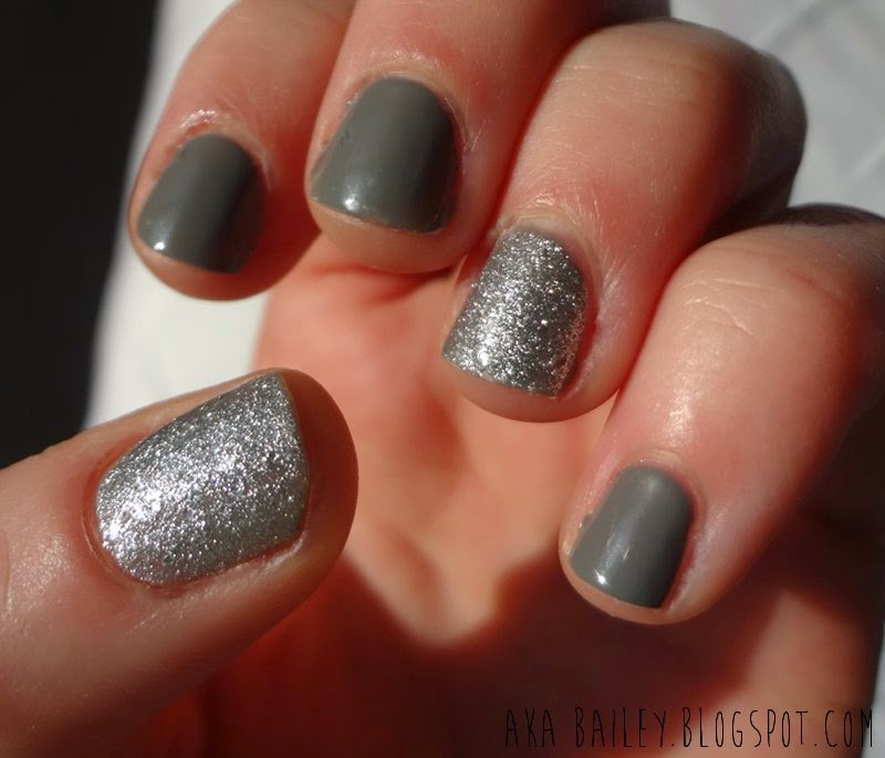Revlon Diamond Texture silver sparkle nail polish as accent nails with China Glaze Recycle nail polish