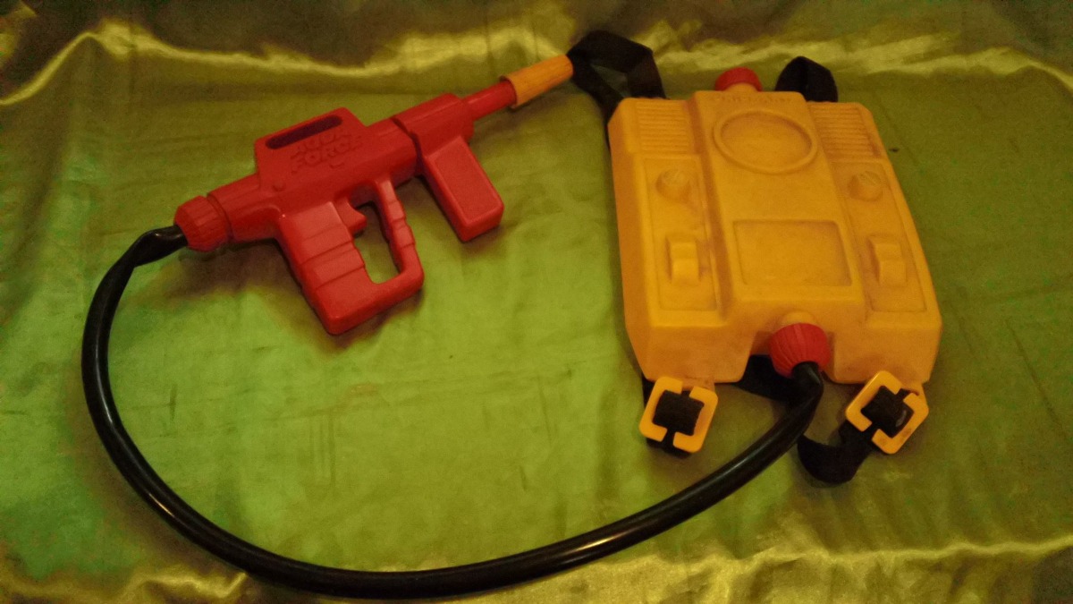 pistolas de agua aqua force