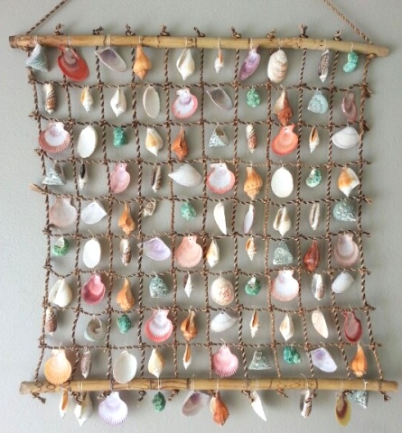 seashell net wall hanging