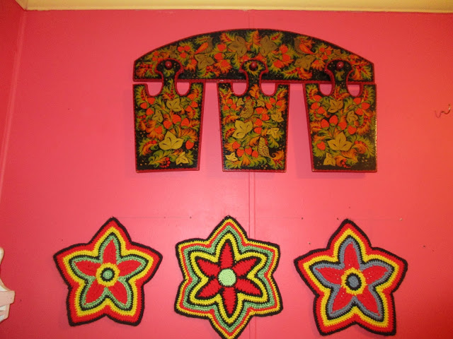 Продвижение дизайнов с мандалами для табуреток.