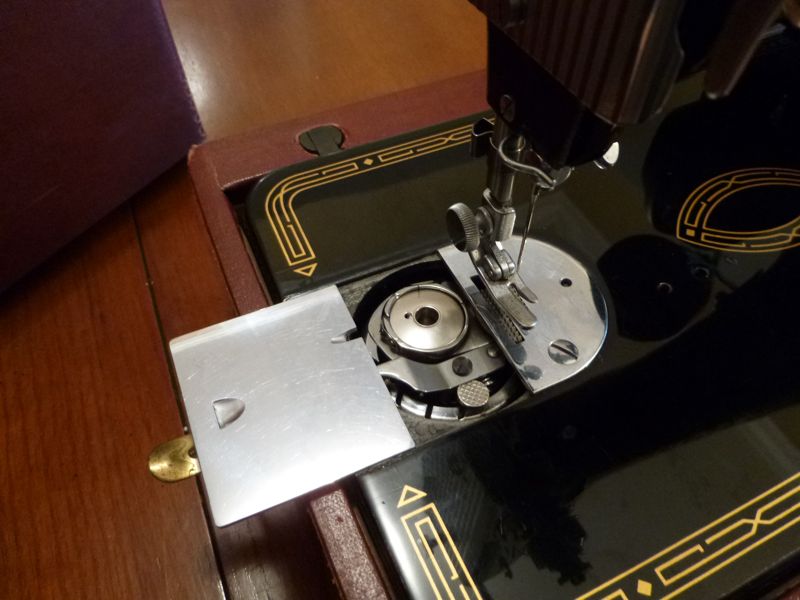 Tempted Threads Refurbished Singer 9931