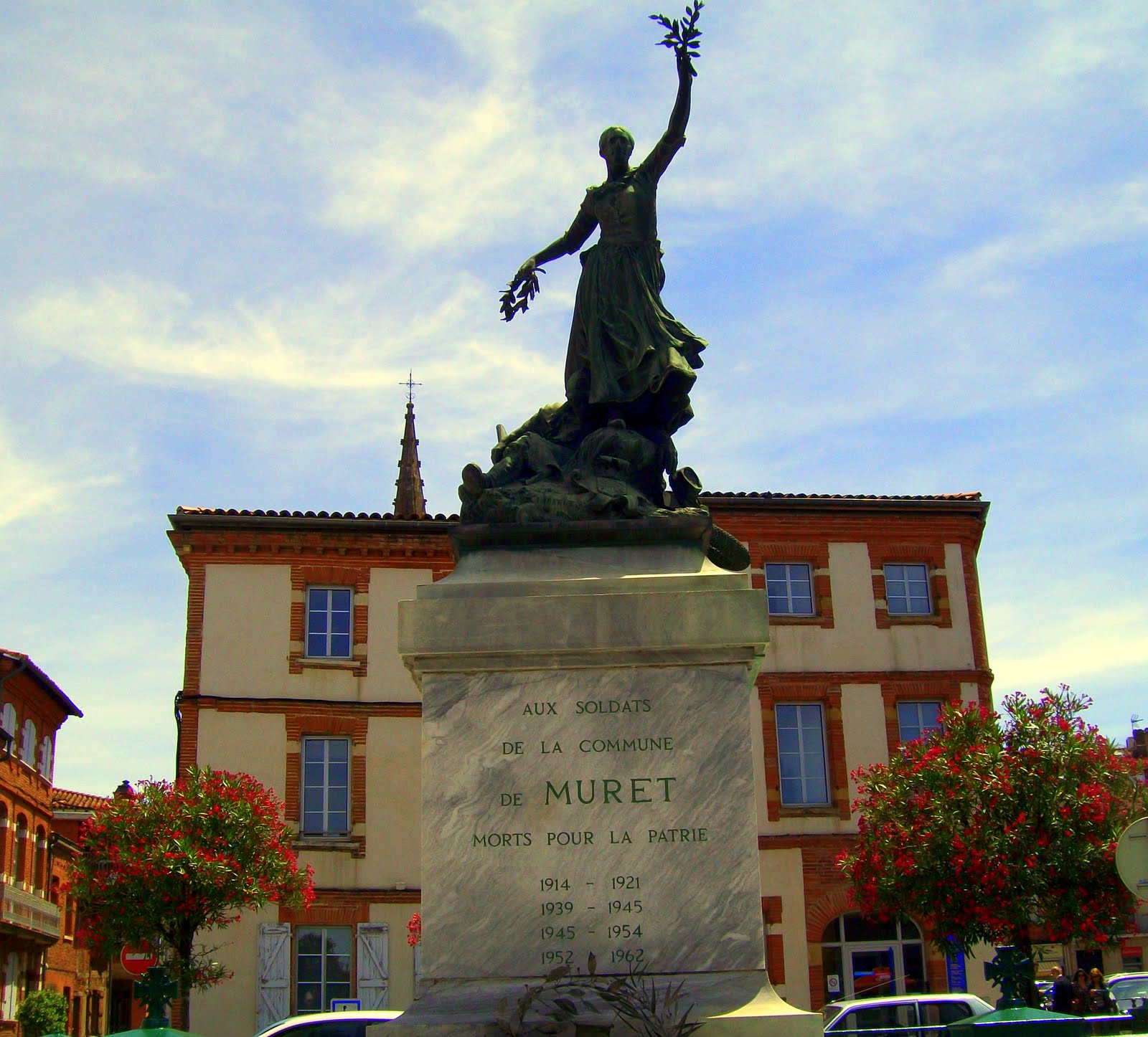 Dare to live your dreams... Muret.